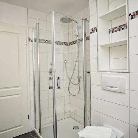 Terrasse, Gratis Nutzung Vom Ahoi Erlebnisbad Und Sauna In Sellin - Meeresblick 19 شقة